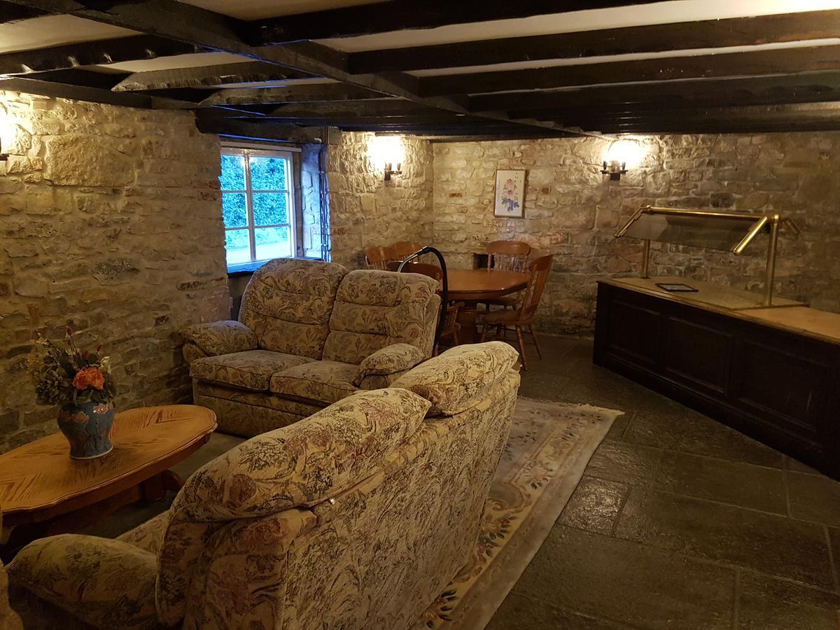 The Marston Inn Йовіл Екстер'єр фото